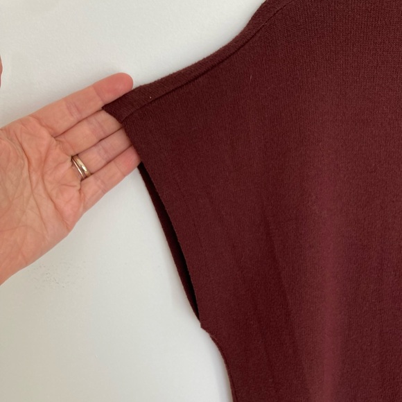 Gap Maternity Romper WITH pockets - Picture 4 of 9